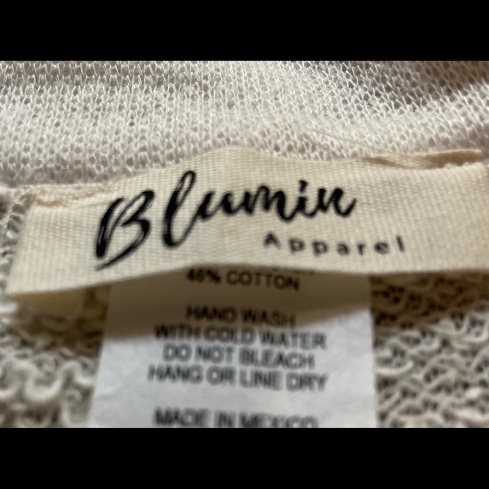 Blumin White/ Black Circle Patterned Button Down … - image 3